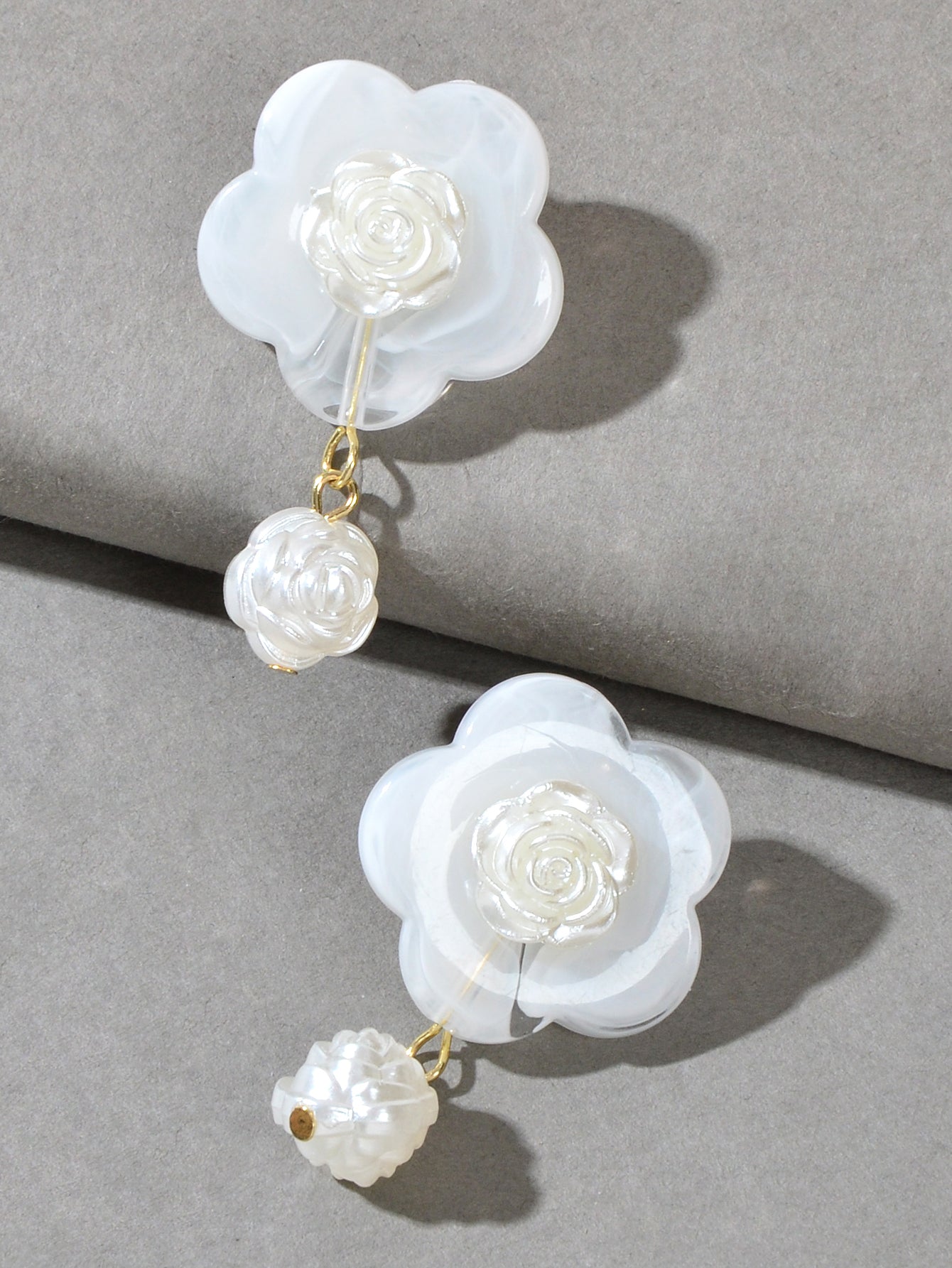 White Resin Flower Daisy Dance Party Gifts Dangle Daily Wearable Women Earrings
